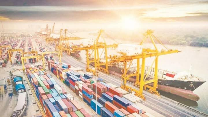 الخط الاماراتي للشحن وخط وان هاي تبدآن خدمة مشتركة بين الهند وشرق المتوسط