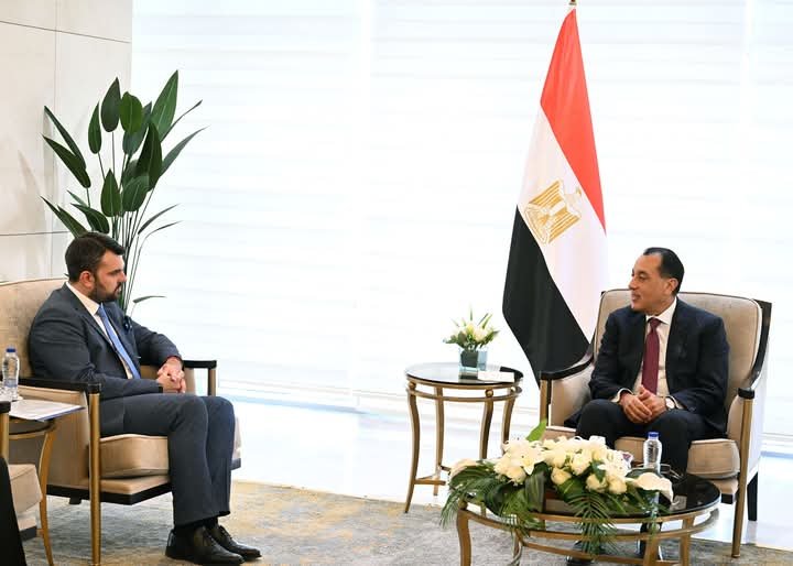 رئيس الوزراء يلتقي وزير خارجية بلغاريا