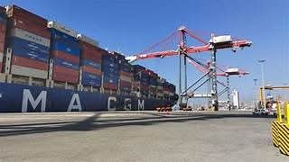 بداية من يونيو المقبل.. «CMA CGM» ترفع أسعار نوالين الشحن من آسيا إلى البحر المتوسط وشمال أفريقيا