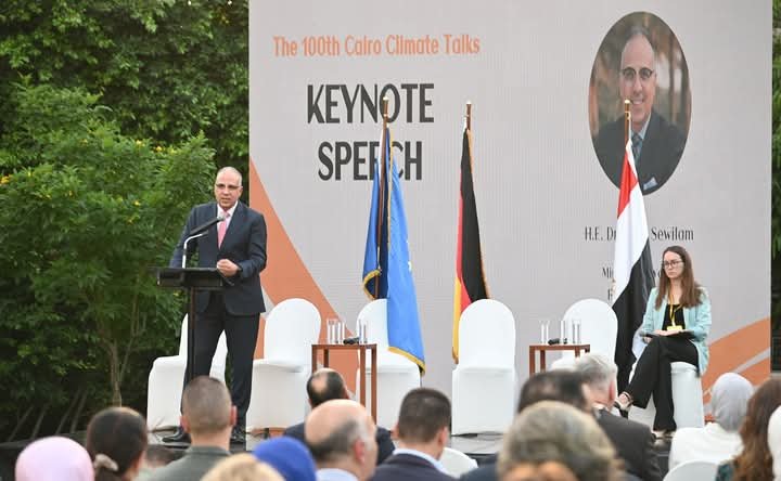 وزير الري في احتفالية مرور 14 عامًا على “محادثات القاهرة للمناخ”: التغيرات المناخية تدفعنا لاستخدام التكنولوجيا منخفضة التكلفة في إدارة المياه