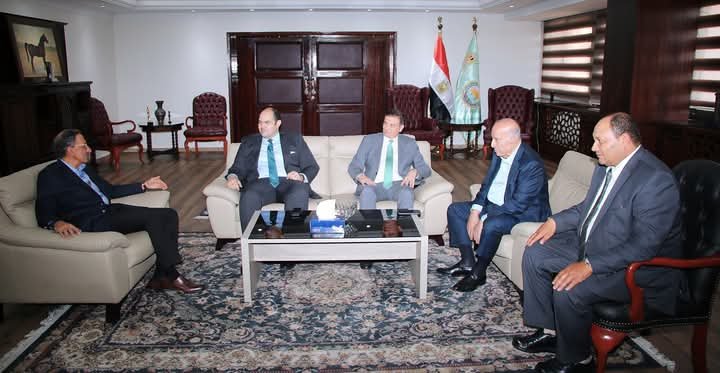 وزير الزراعة: دعم كامل لصناعة الدواجن وزيادة الإنتاج وتحقيق المنافسة العادلة في السوق
