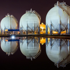 ارتفاع مخزونات الغاز الطبيعي في أمريكا بأكثر من التوقعات