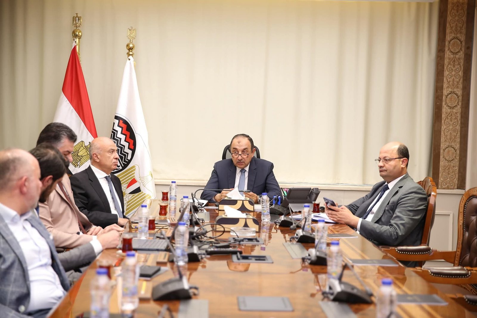 وزير قطاع الأعمال العام يلتقي وفدًا من “باور إنترناشيونال القابضة” لبحث فرص التعاون والشراكة الاستثمارية