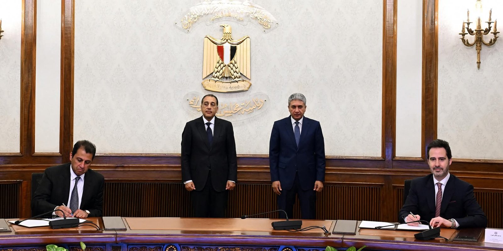 مدبولي يشهد توقيع مذكرة تفاهم بين “أدد العقارية” و”فنادق حياة” العالمية لتوسيع الاستثمارات الفندقية في مصر بقيمة 265 مليون دولار