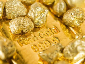 انخفاض الذهب 1% عند التسوية وسط موجة من جني الأرباح