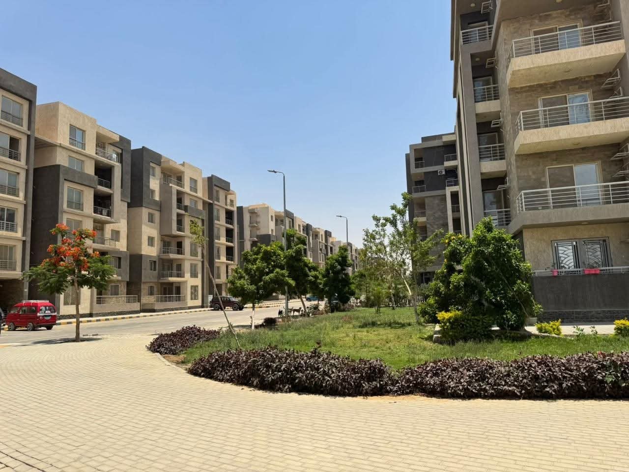 وزير الإسكان: غدًا..بدء تسليم 1008 وحدات سكنية من وحدات جنة مصر بالقاهرة الجديدة