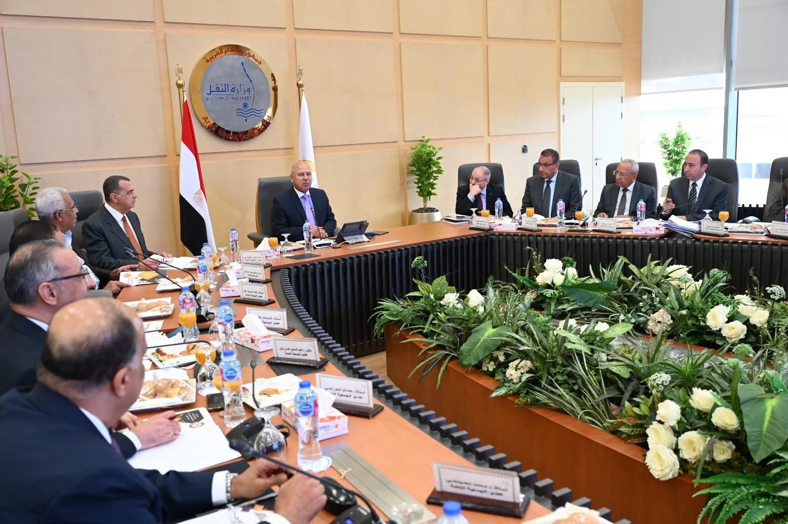 وزير الصناعة يترأس الجمعية العامة العادية للشركة القابضة للنقل البحري والبري عن العام المالي 2025/2026