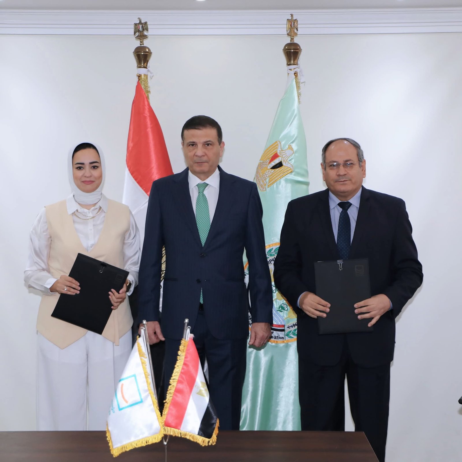 وزير الزراعة يشهد توقيع بروتوكول تعاون بين “البحوث الزراعية” و “حياه كريمة”