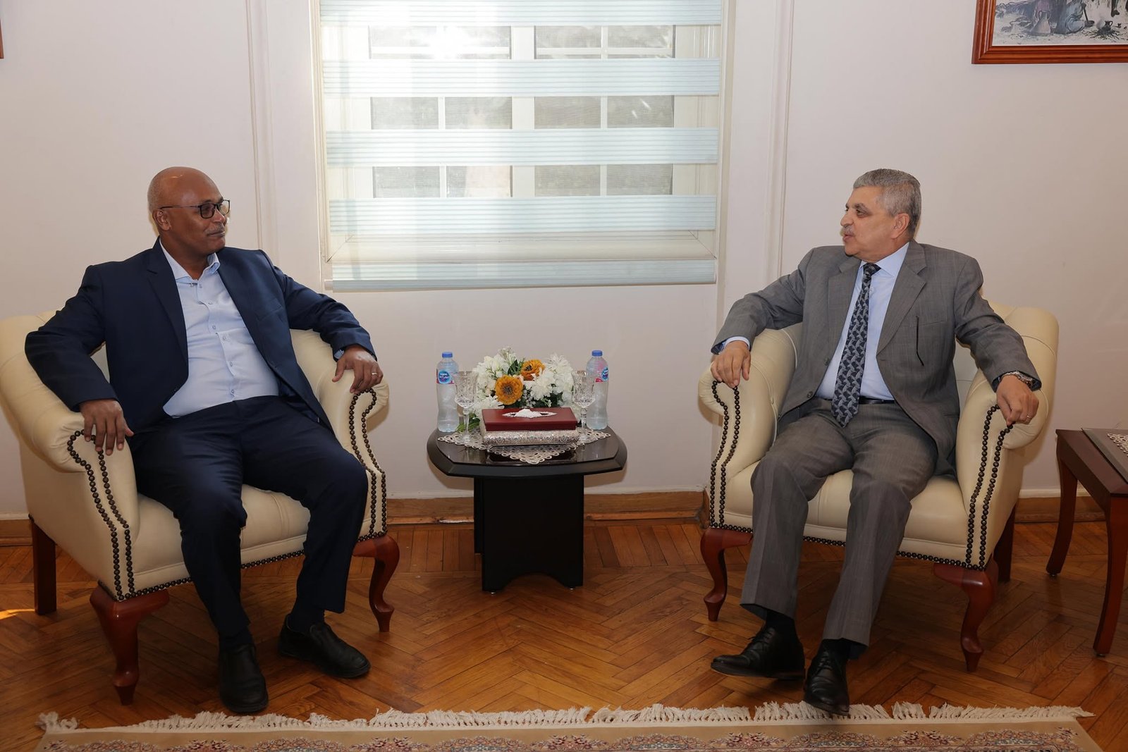 الفريق أسامة ربيع يبحث سبل التعاون مع هيئة الموانئ البحرية السودانية في مجالات تطوير الموانئ