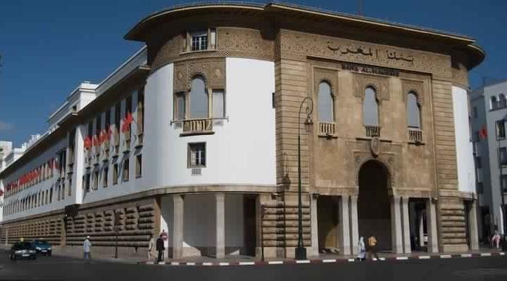 البنوك المغربية تسجل تراجعًا جديدًا في عجز السيولة