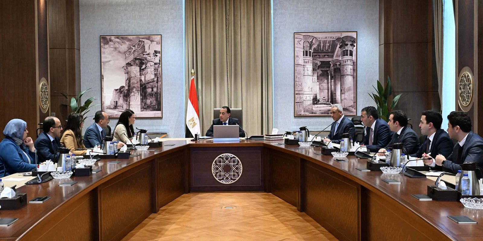 رئيس الوزراء يستعرض مع وزيرة التخطيط نتائج أعمال اللجنة الاستشارية للاقتصاد الرقمي