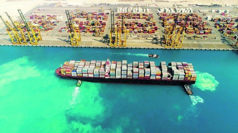 موانئ تطلق خدمة شحن جديدة تربط ميناء الملك عبد العزيز بثلاث دول خليجية