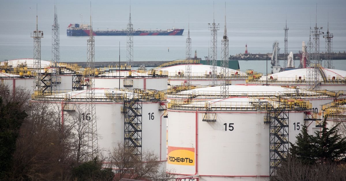 صادرات الديزل الروسية تقفز 40% مع تعزيز الإنتاج