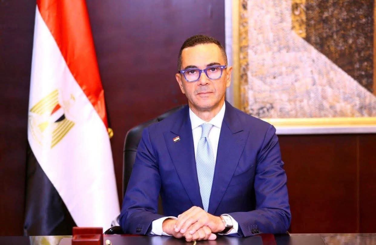 وزير الاستثمار والتجارة الخارجية يواصل جولاته الميدانية بالمحافظات لدعم وتشجيع الاستثمار المحلي