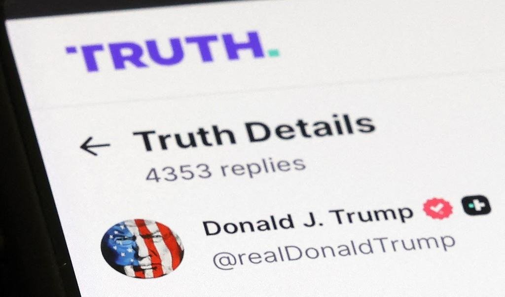 ترامب ميديا تدرس الطرح العام لمنصة تروث سوشيال