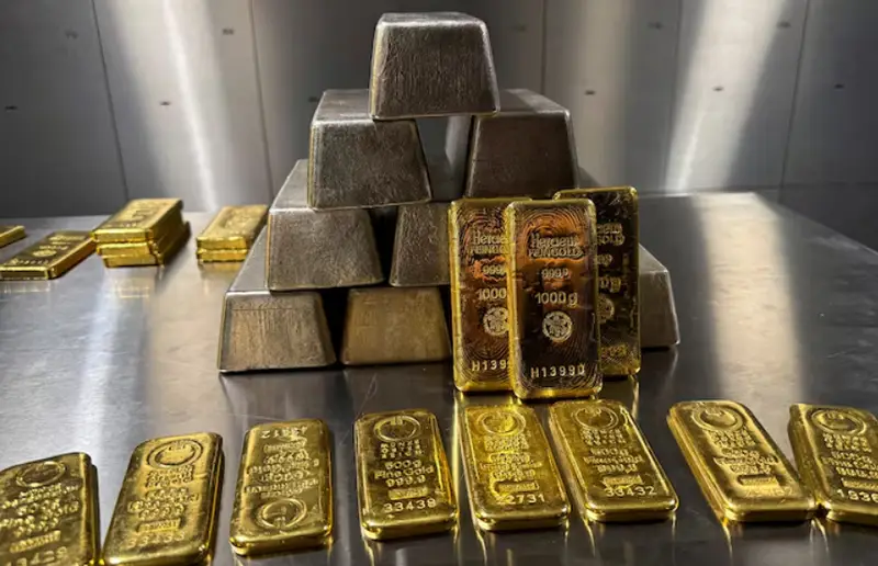 ارتفاع الذهب لأعلى مستوى في شهر مع احتدام التوترات بالشرق الأوسط