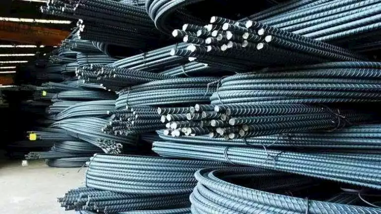 تحركات متباينة لمواد البناء.. الحديد يرتفع والأسمنت يتراجع