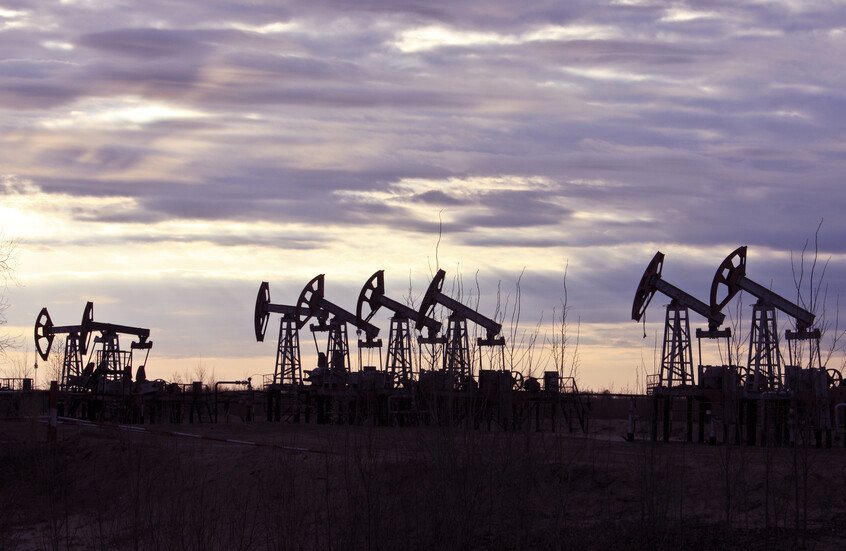 مقترح لأكبر سحب نفطي استراتيجي عالمي بسبب تصاعد الحرب على إيران