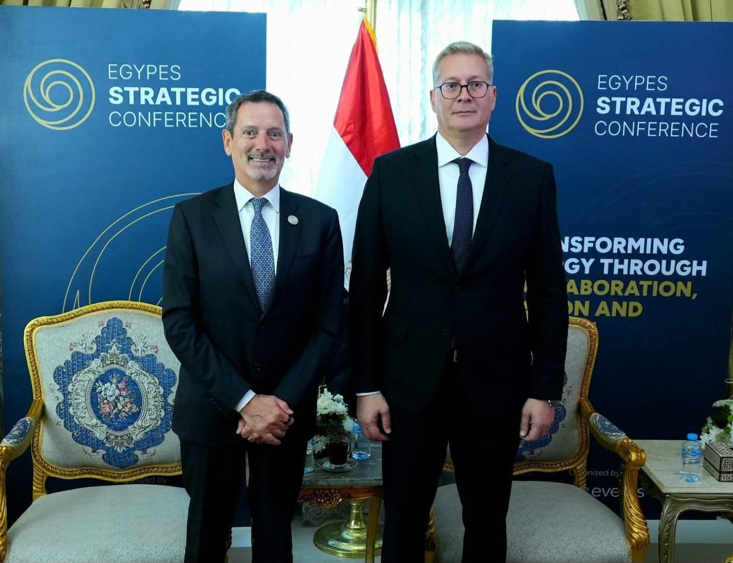 وزير البترول يبحث تعزيز التعاون مع شلمبرجير العالمية في تطبيق الحفر الأفقي لزيادة الإنتاج البترولي