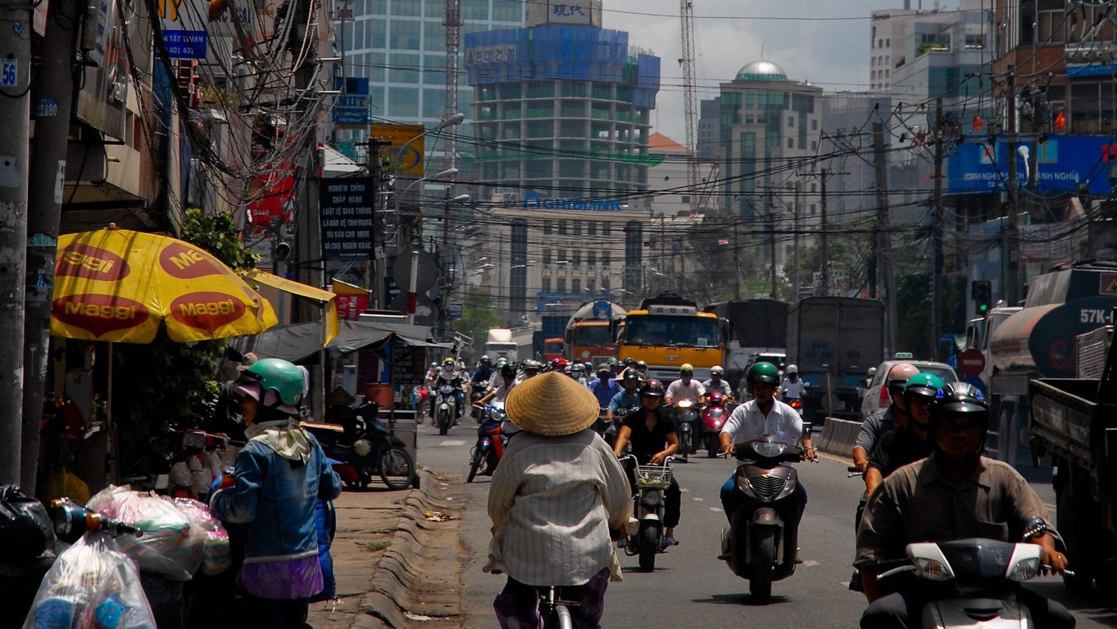 الاقتصاد الفيتنامي يتراجع جزئيًا بسبب التوترات الإقليمية