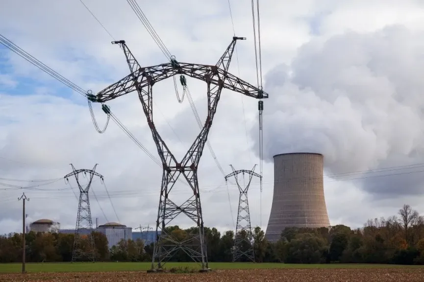 فرنسا ترفع دعمها لقطاع الكهرباء في إطار التحول الأخضر