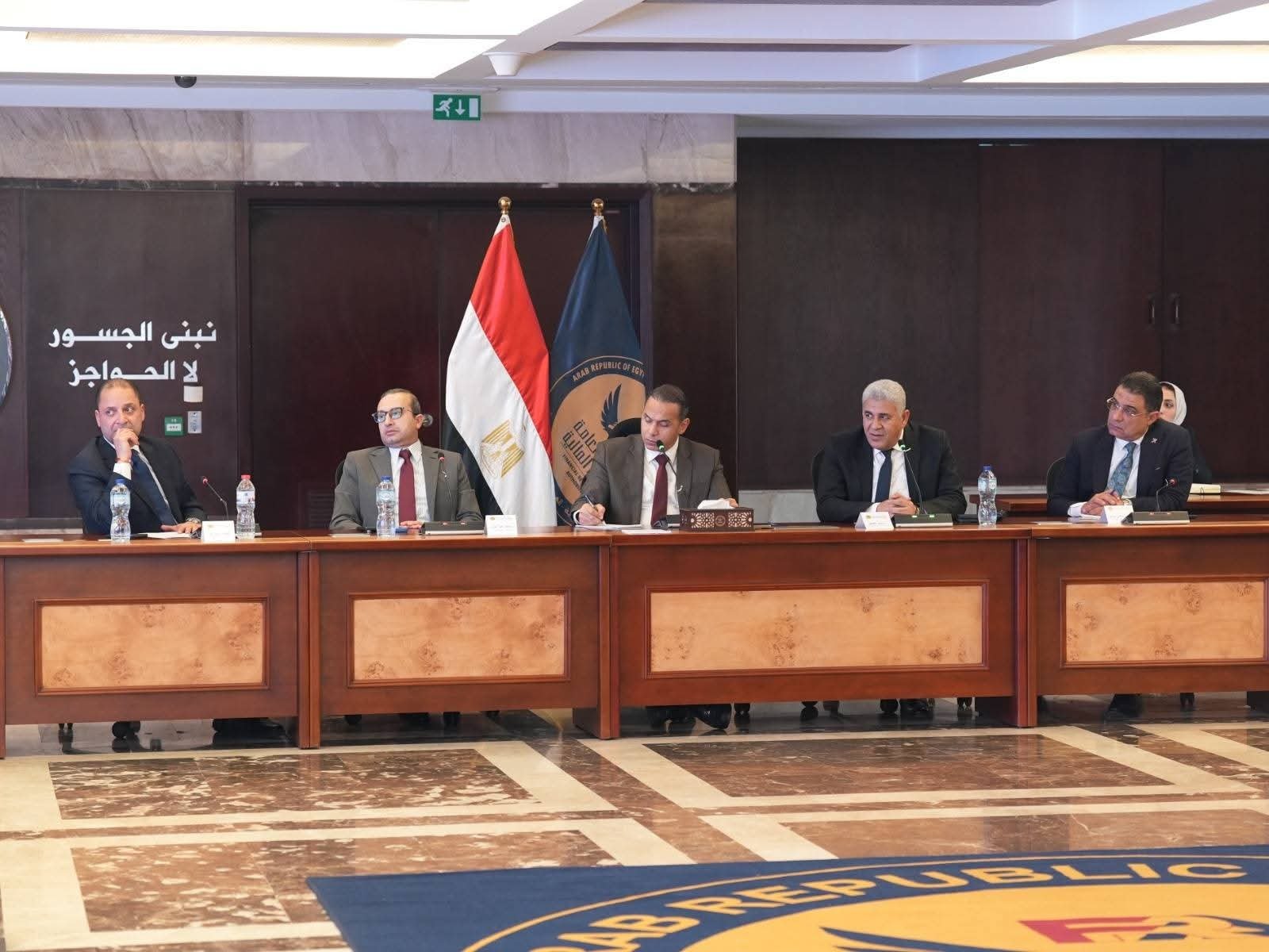 رئيس الرقابة المالية يبحث مع شركات التمويل العقاري تطوير النشاط وزيادة كفاءته