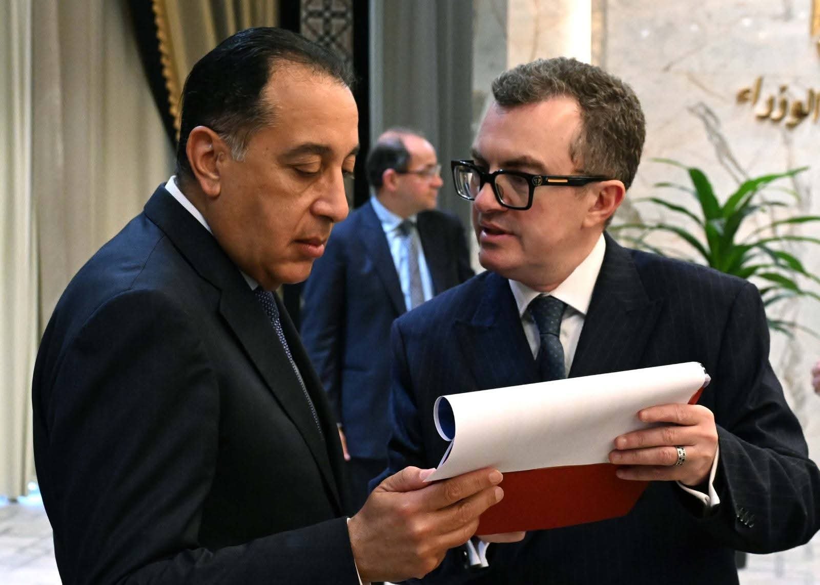 وزير التخطيط: معدل النمو يسجل 5.3% خلال الربع الثاني من العام المالي الجاري